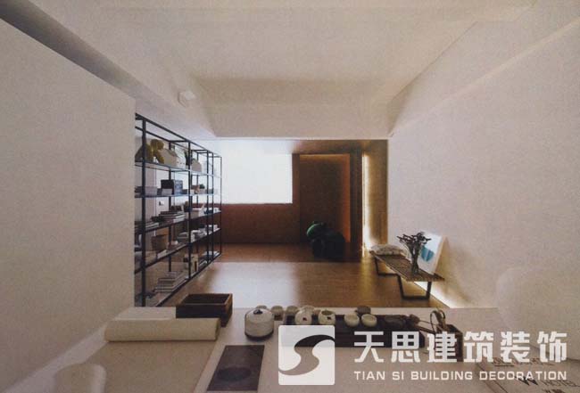 <a href=http://www.dafuhao6.com/ target=_blank class=infotextkey>合肥辦公室裝修</a>側(cè)面書(shū)架